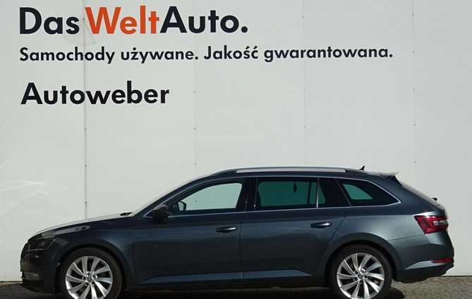 Skoda Superb cena 124900 przebieg: 106115, rok produkcji 2019 z Prabuty małe 254